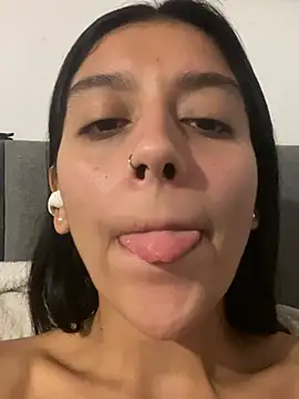 BrittanyDiaz's Live XXX Chat