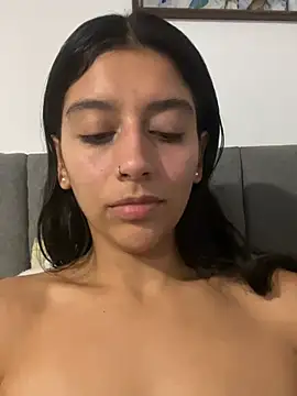 XXX chat uživo modela BrittanyDiaz