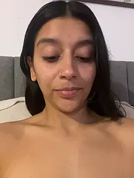 BrittanyDiaz Chat XXX in diretta