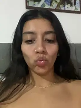 BrittanyDiaz's Live XXX Chat