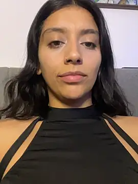 BrittanyDiaz XXX чат на живо