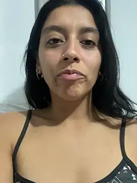 XXX chat uživo modela BrittanyDiaz
