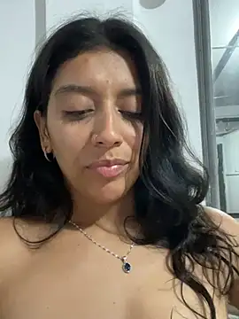 BrittanyDiaz's Live XXX Chat