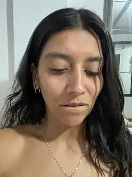 BrittanyDiaz Chat XXX in diretta