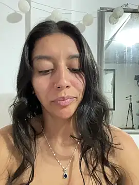 BrittanyDiaz élő XXX-chatje