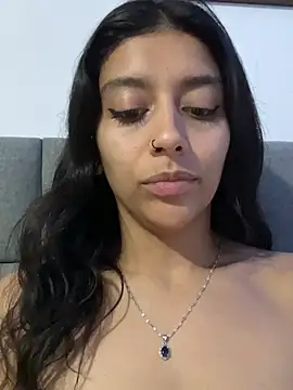 צ'אט XXX בשידור חי של BrittanyDiaz