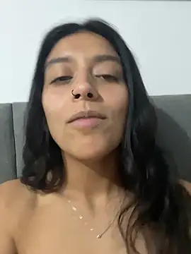 BrittanyDiaz's Live XXX Chat
