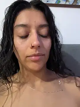 แชท XXX สดของ BrittanyDiaz