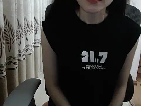 booboomonster Chat XXX in diretta