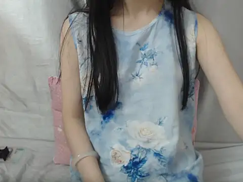 booboomonster Chat XXX in diretta