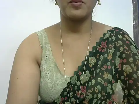 reshmika_reddy's Webcam Show