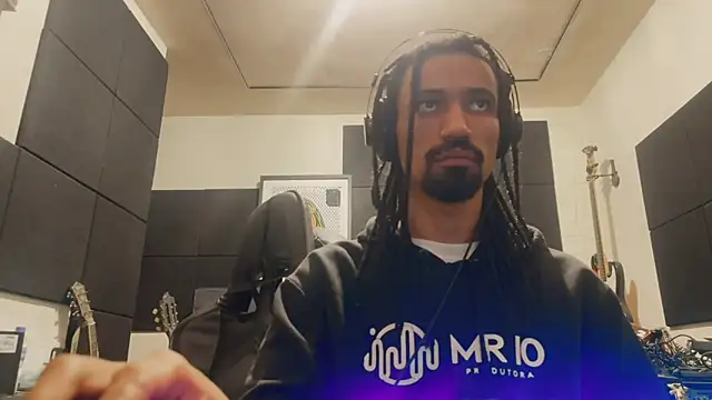Show de FavelaDaddyCum na webcam