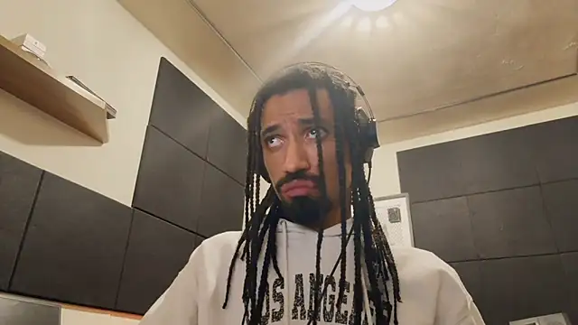 FavelaDaddyCum's Webcam Show