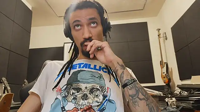 Show de FavelaDaddyCum na webcam