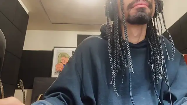 Show modela FavelaDaddyCum na web-kameri