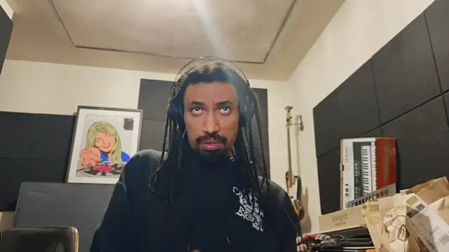 FavelaDaddyCum 在線直播表演