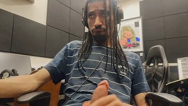 FavelaDaddyCum Show in webcam