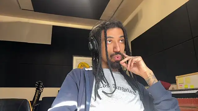 FavelaDaddyCum's Webcam Show