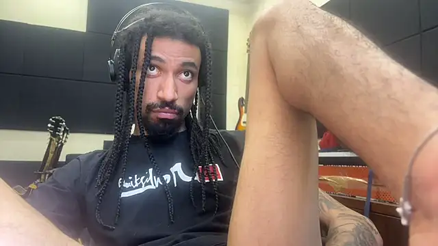 FavelaDaddyCum Webcamshow