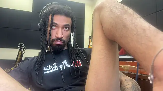 FavelaDaddyCum – webcam-show