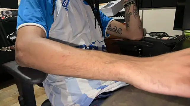FavelaDaddyCum Pertunjukan Webcam