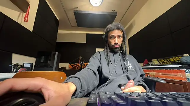 FavelaDaddyCum Webcam-Show