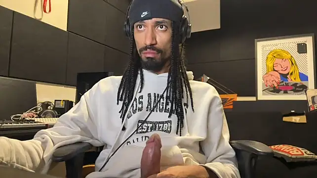 FavelaDaddyCum's Webcam Show