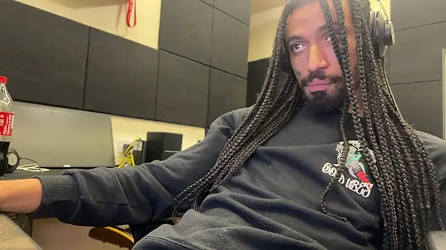 FavelaDaddyCum's Webcam Show