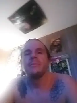 HornyLuzier webkamerás műsora