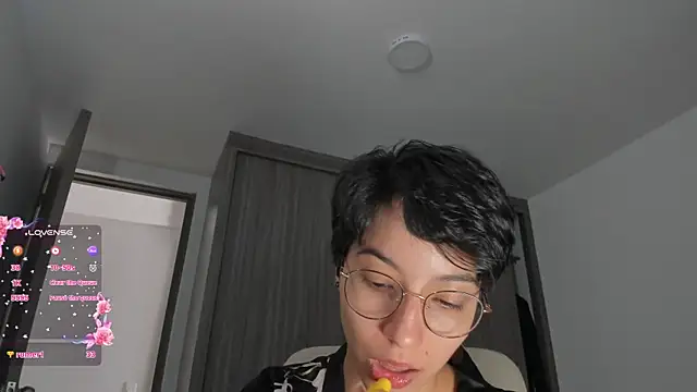 Živý XXX chat laura-hills18