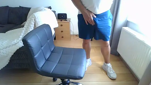 Nizzlive webcam show