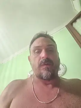 Balu0412 Show in webcam