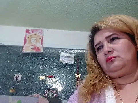 Perla1981-- 라이브 XXX 채팅