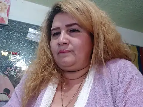 XXX chat uživo modela Perla1981--