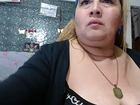 Chat XXX ao vivo de Perla1981--