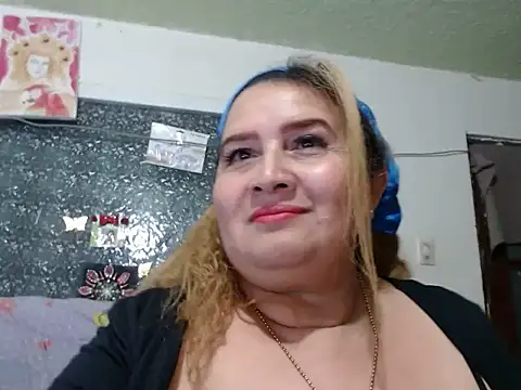Perla1981-- 라이브 XXX 채팅