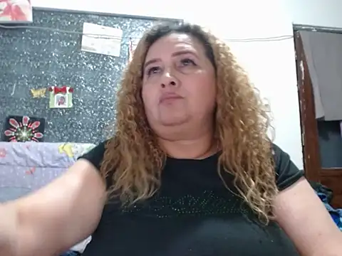 Živý XXX chat Perla1981--