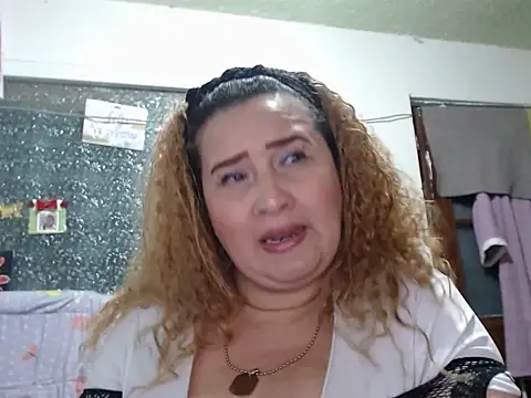 Chat XXX ao vivo de Perla1981--