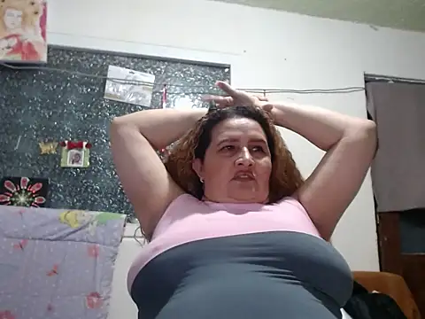 Chatroom XXX en direct de Perla1981--