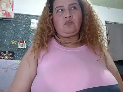 Perla1981--'s Live XXX Chat