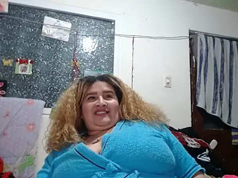 Perla1981-- Chat XXX in diretta