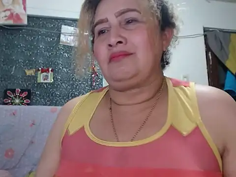 Perla1981--n Live XXX chat