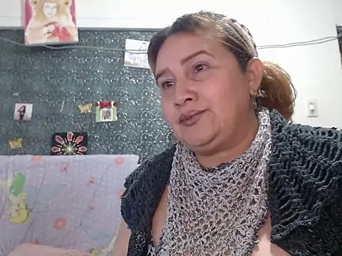 Živý XXX chat Perla1981--