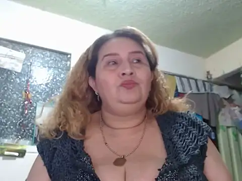 Chat XXX en directo de Perla1981--