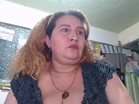 Živý XXX chat Perla1981--