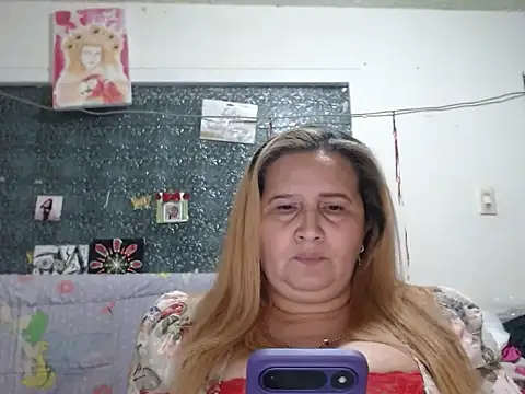 Živý XXX chat Perla1981--