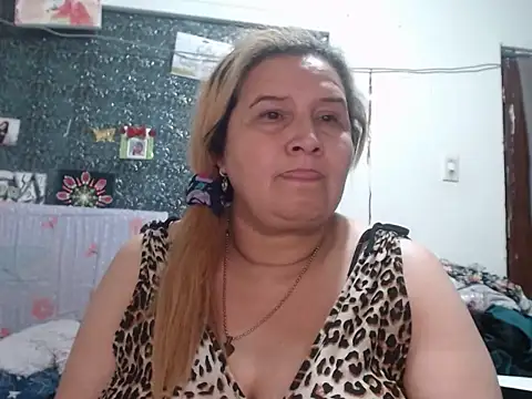 Perla1981-- – live chatrum