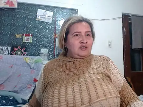 XXX chat uživo modela Perla1981--