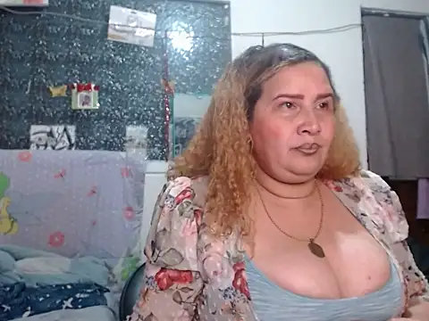 Chat +18 de Perla1981-- ao vivo