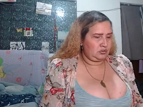 Chat XXX en directo de Perla1981--
